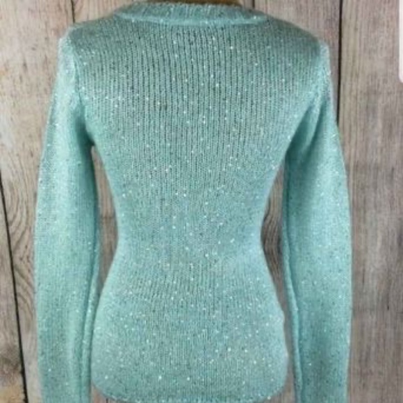 Beautiful Sweaters With Tiny Sequins. - Picture 5 of 16
